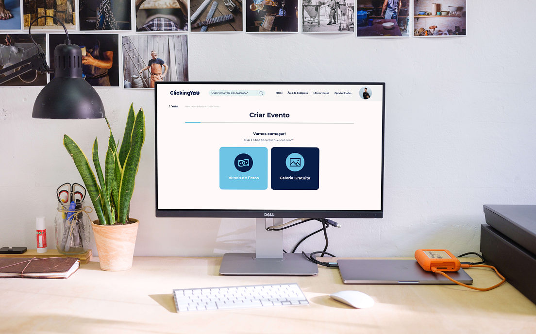 Clicking You - Mockup